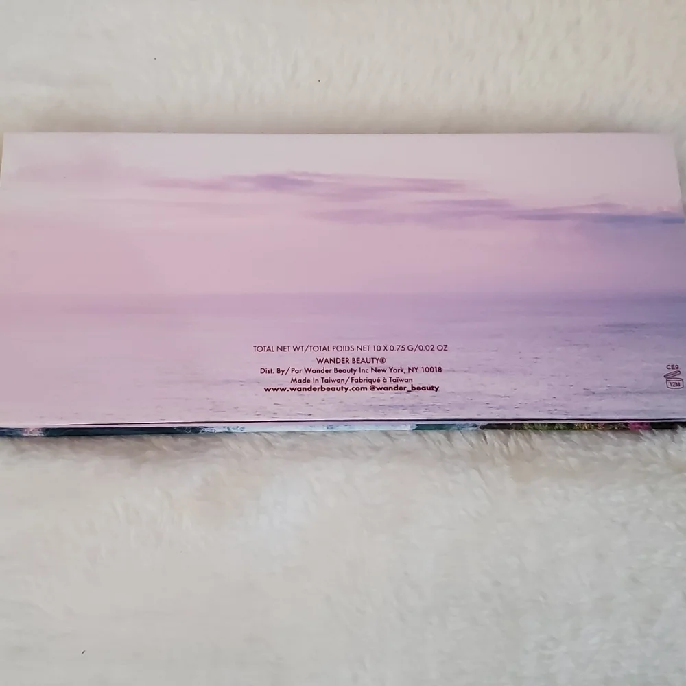 Wander Beauty Wanderess Escape 10 Eyeshadow Matte Shimmer Satin Palette New